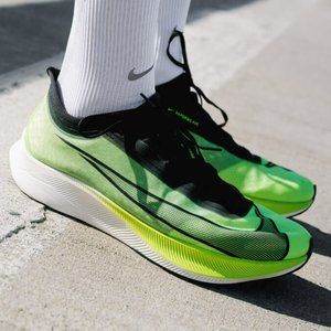 nike zoom fly 3 electric green